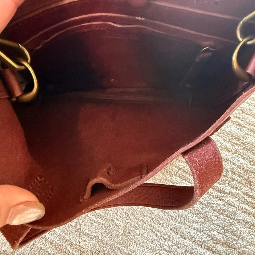 Madewell Small Transport Bag in Dark Cabernet - Picture 5 of 12